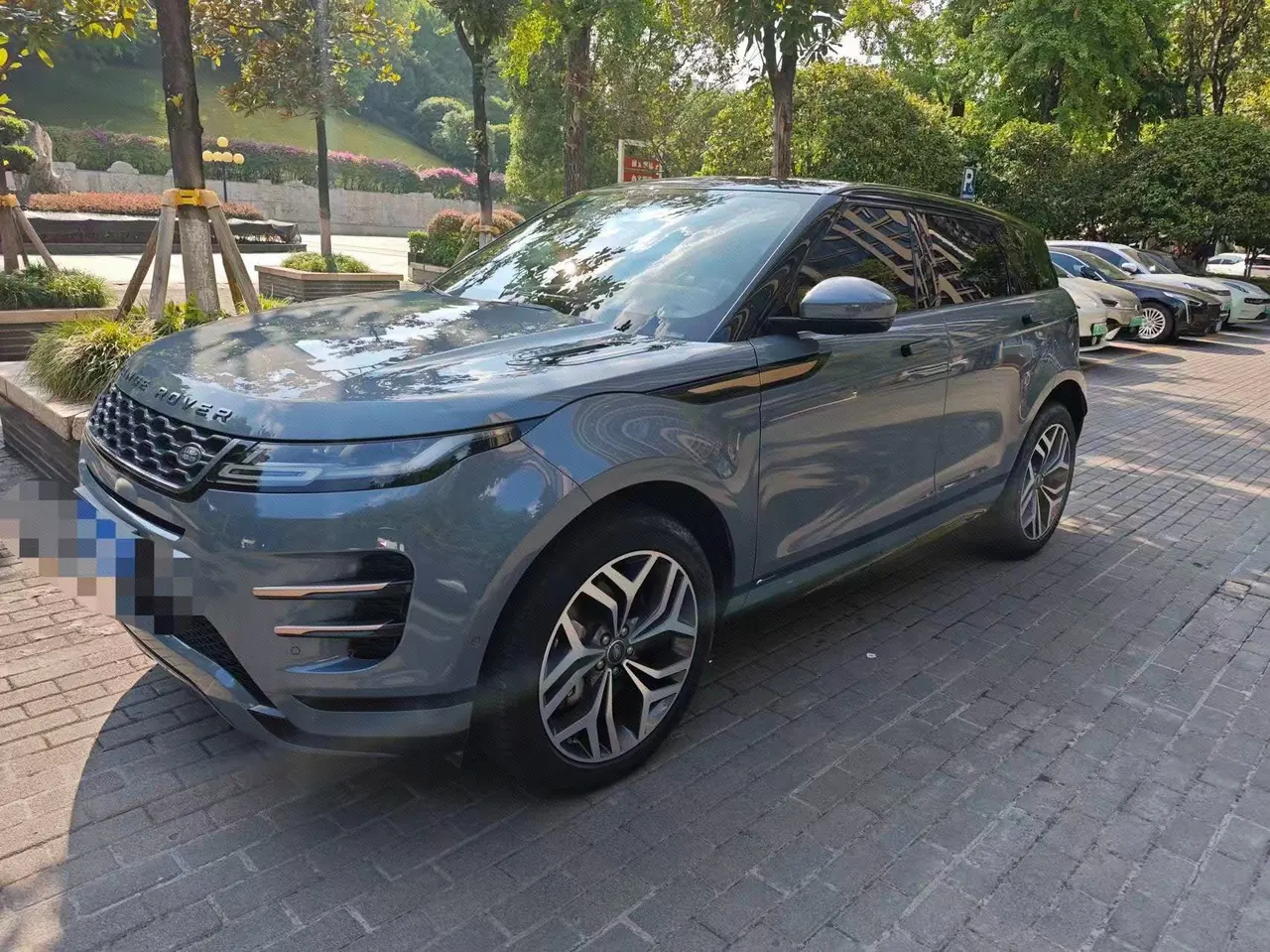 Land Rover 2020 Range Rover Aurora 48V 2.0T 249PS R-DYNAMIC SE Sports Technology Edition Automatic Gear - View 1