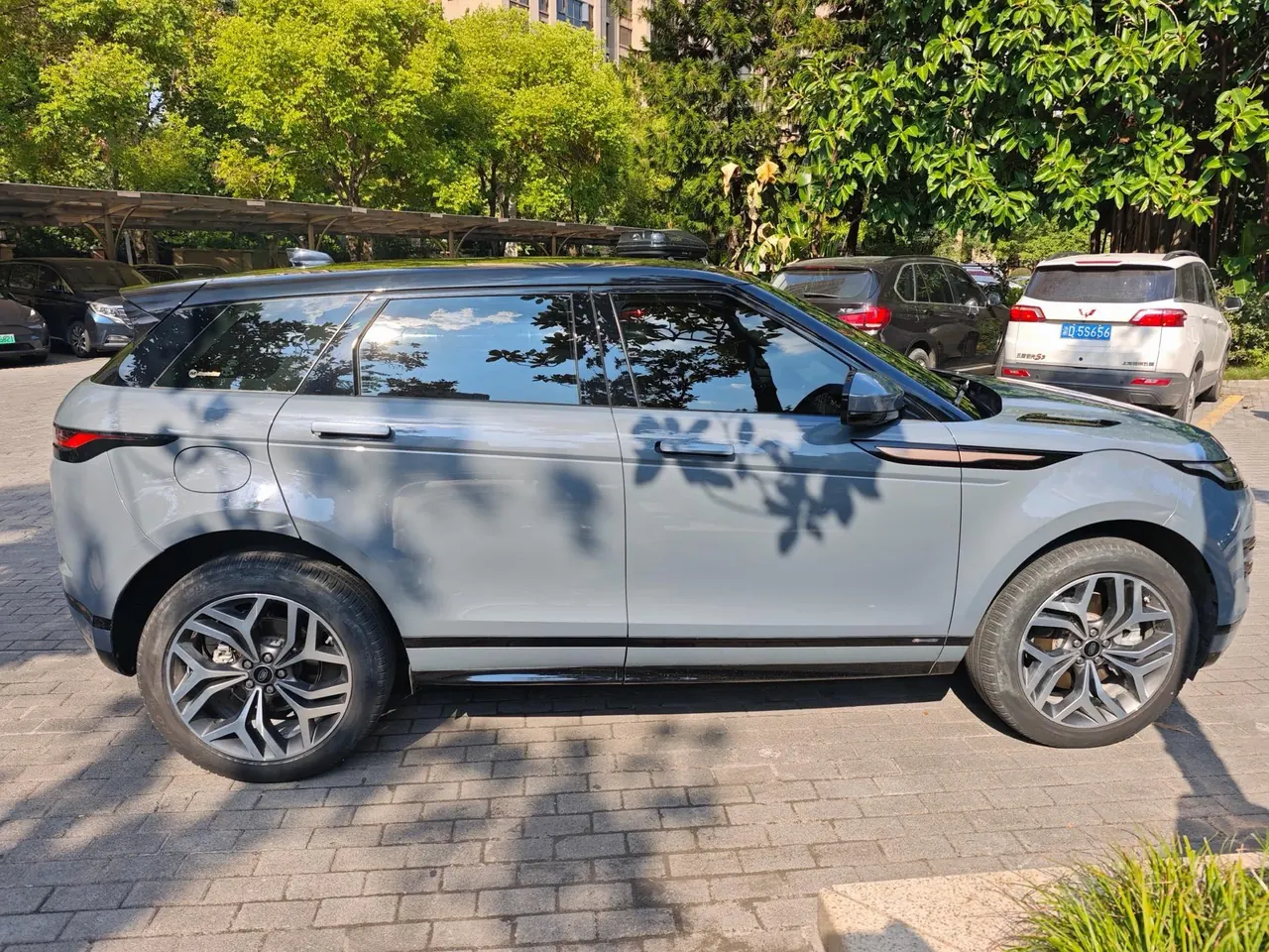 Land Rover 2020 Range Rover Aurora 48V 2.0T 249PS R-DYNAMIC SE Sports Technology Edition Automatic Gear 10