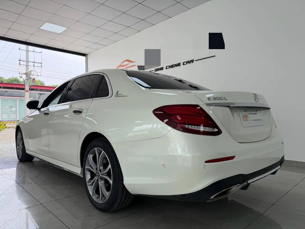 Mercedes Benz E-Class 2020 E 300 L 2.0T Sports Fashion Automatic Gear 3