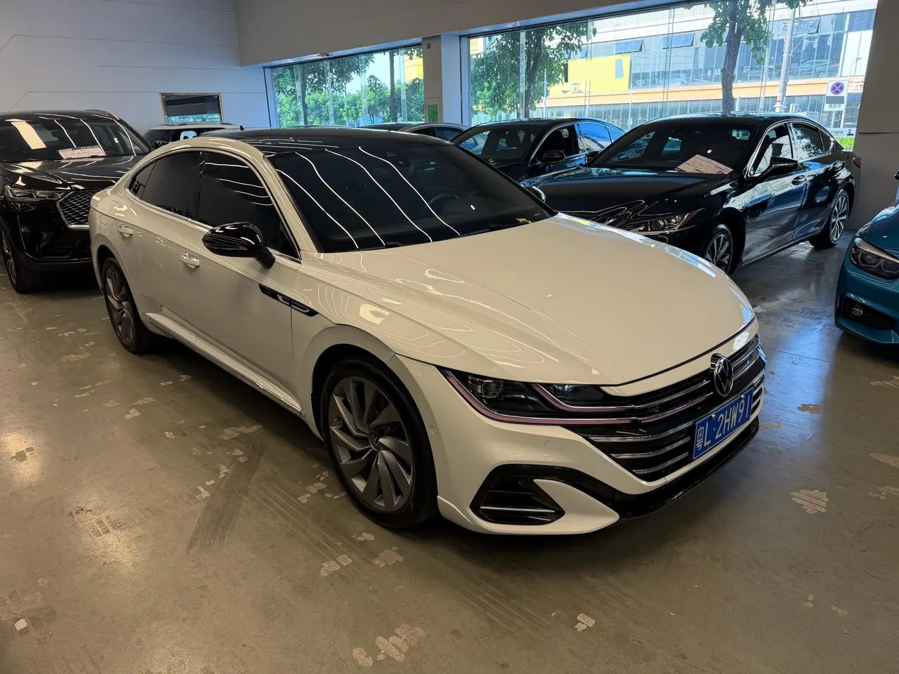 Volkswagen 2021 CC 2.0TSI 380TSI eye-catching automatic gear 2