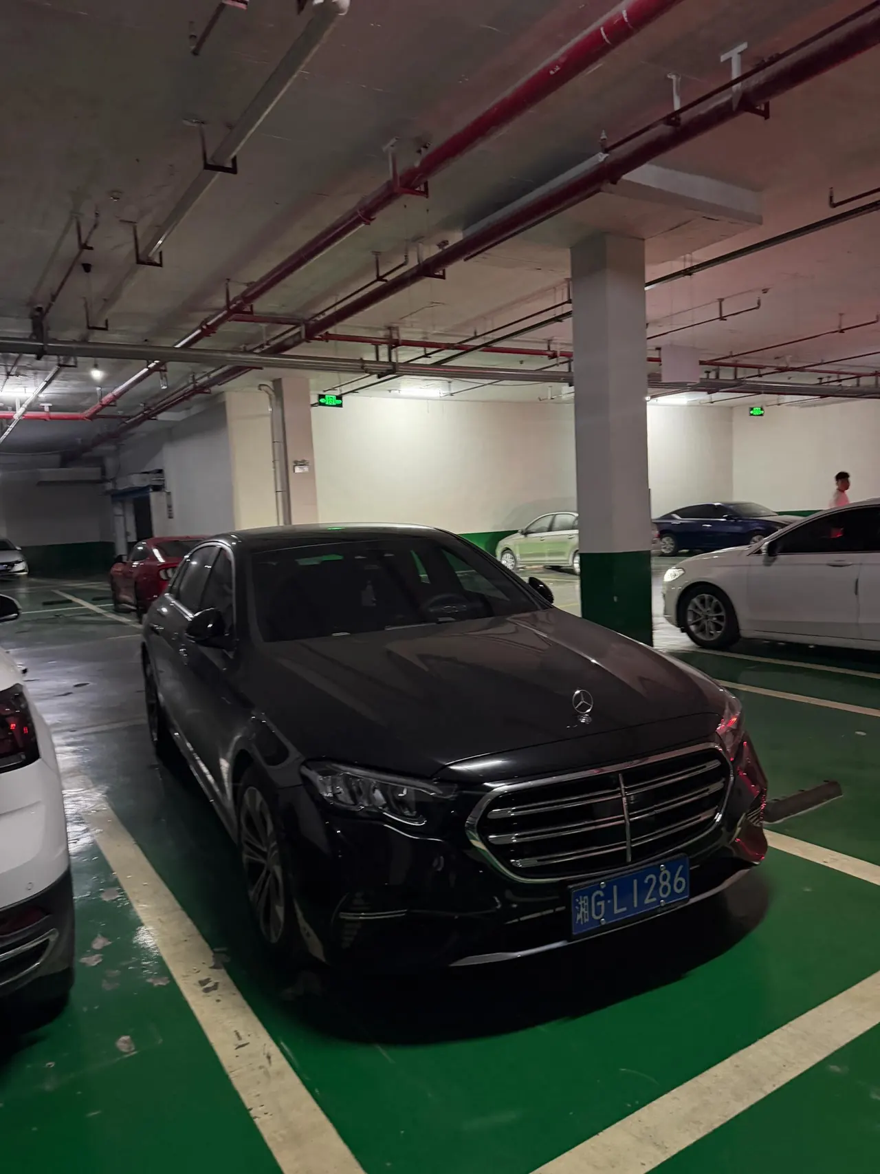 Mercedes Benz E-Class 2026 model E 300 L 48V 2.0T Luxury Edition Automatic 3