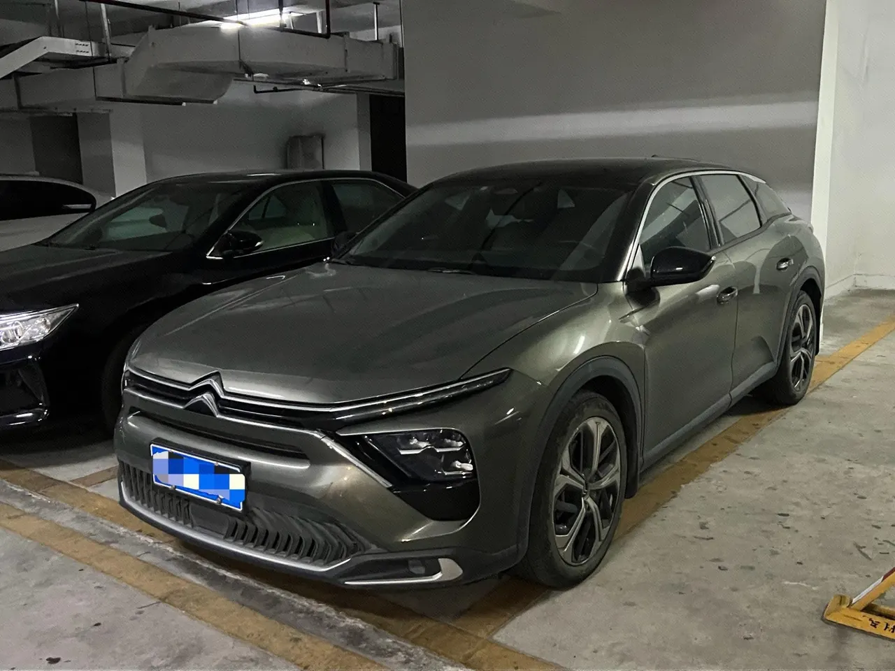 Citroen Versailles C5 X 2021 C5 X 1.6T Enjoy extraordinary automatic gear - View 1