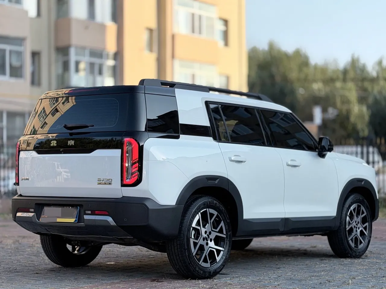Beijing 2026 BJ30 1.5T Traveler Two-Drive Standard Automatic Gear 5