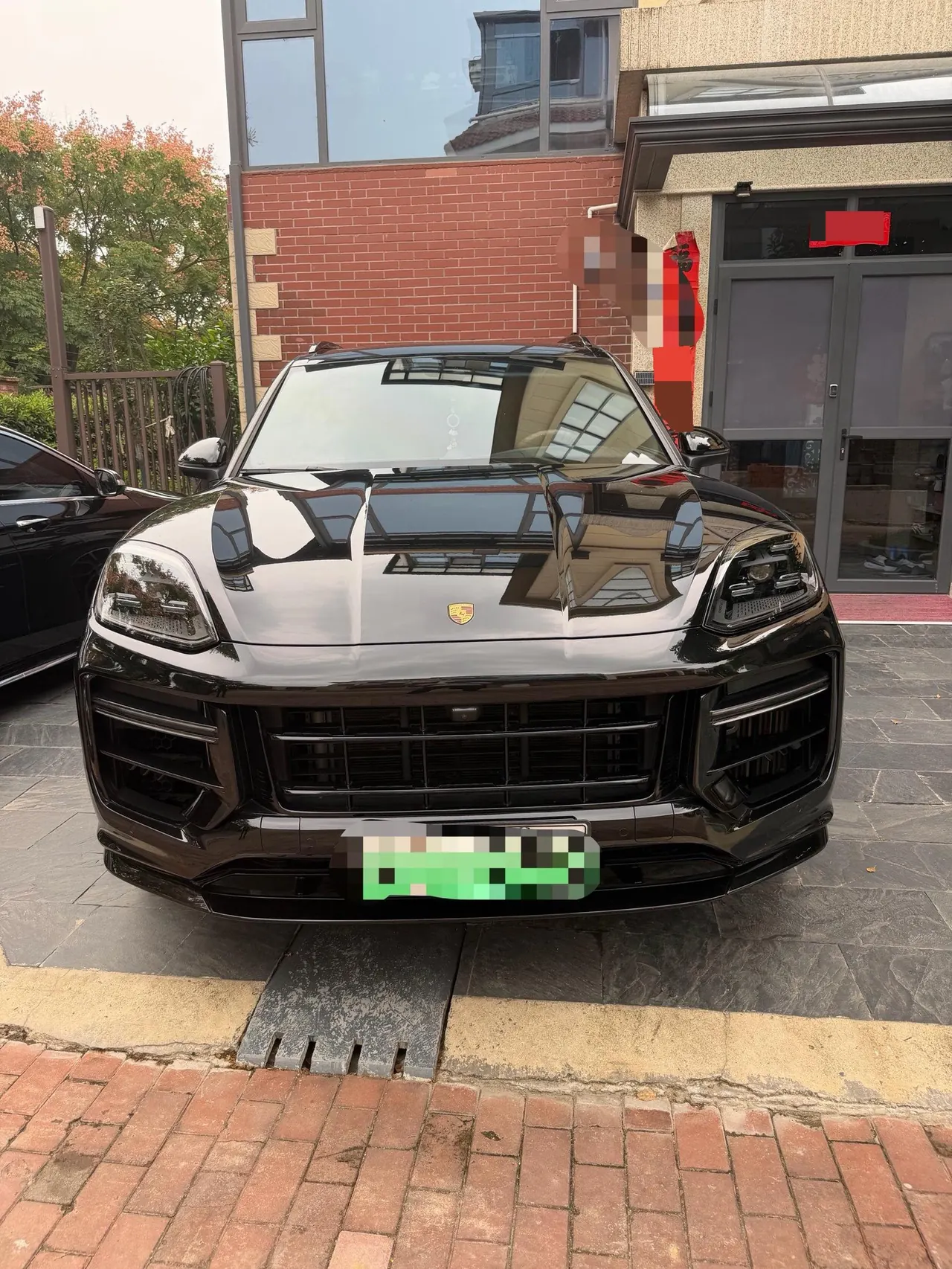 Porsche Cayenne New Energy (Imported) 2024 Cayenne Oil and Electric Hybrid 2.0T Automatic Gear 2