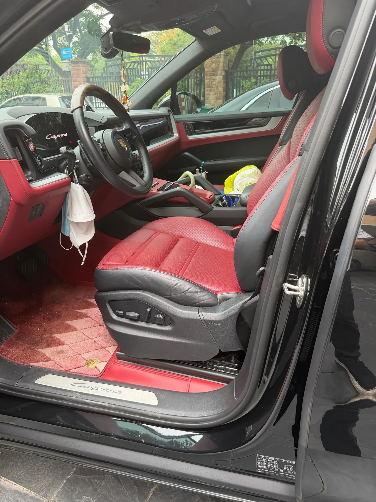 Porsche Cayenne New Energy (Imported) 2024 Cayenne Oil and Electric Hybrid 2.0T Automatic Gear 4