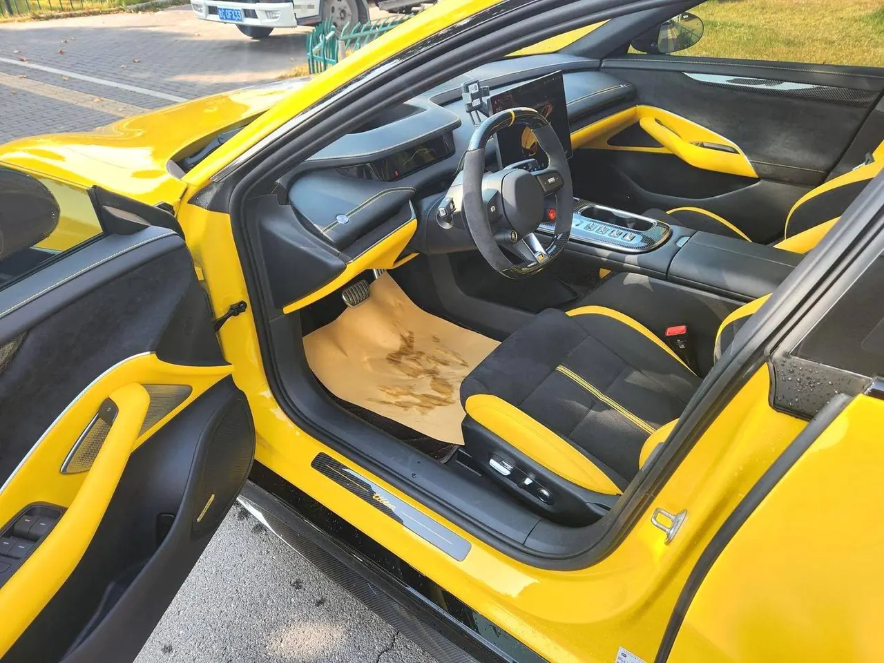 MI 2025 SU7 Ultra Ultra Automatic 5