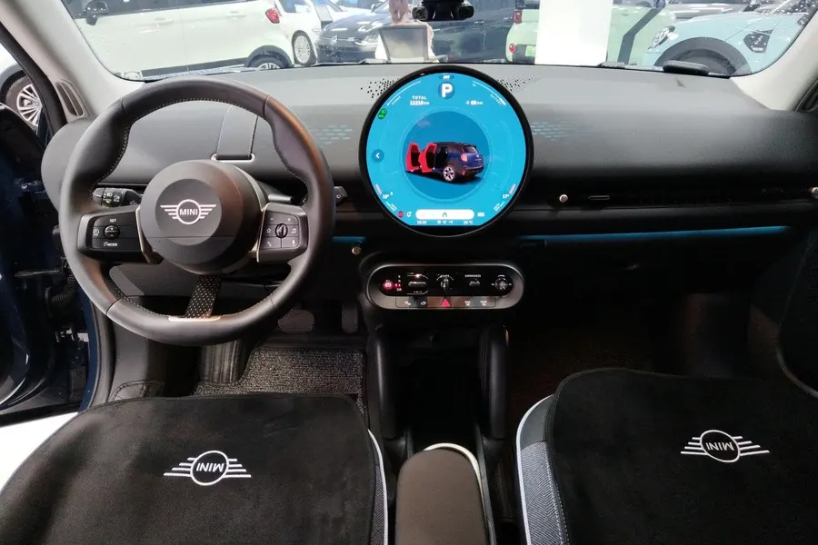 MINI 2025 Aceman E Aceman E Classic Automatic 12