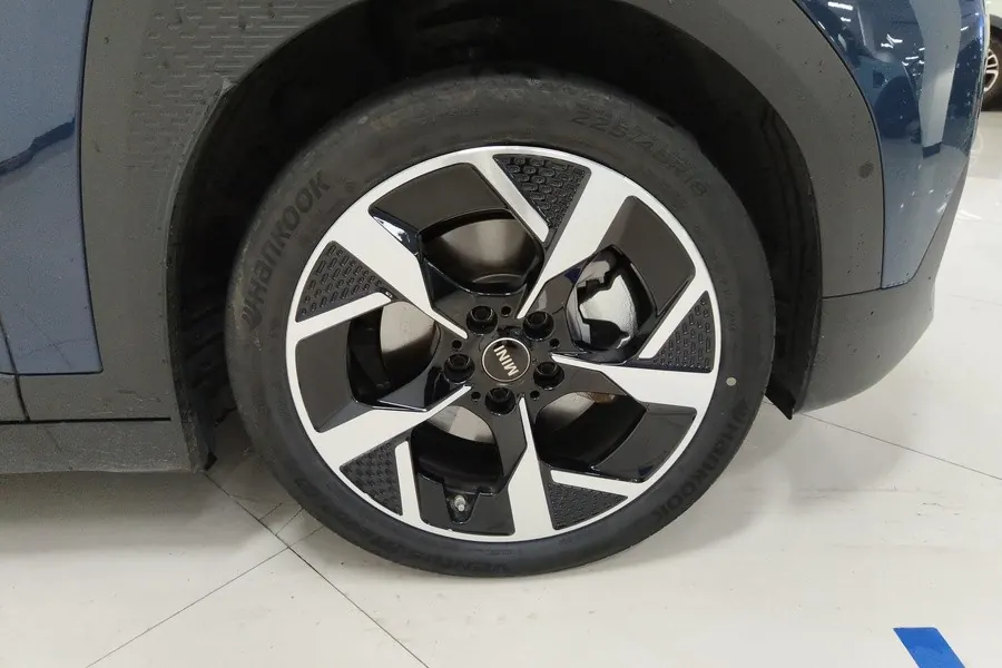 MINI 2025 Aceman E Aceman E Classic Automatic 6