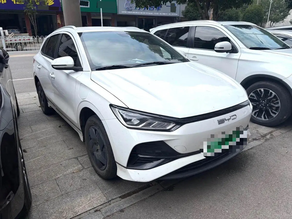 BYD 2024 e2 Glory Edition Comfortable Automatic Gear 2