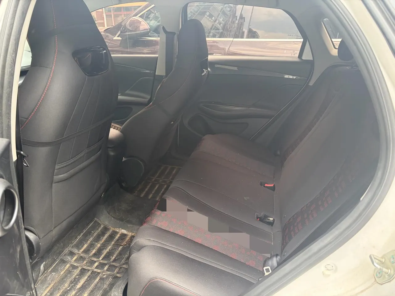 BYD 2024 e2 Glory Edition Comfortable Automatic Gear 4