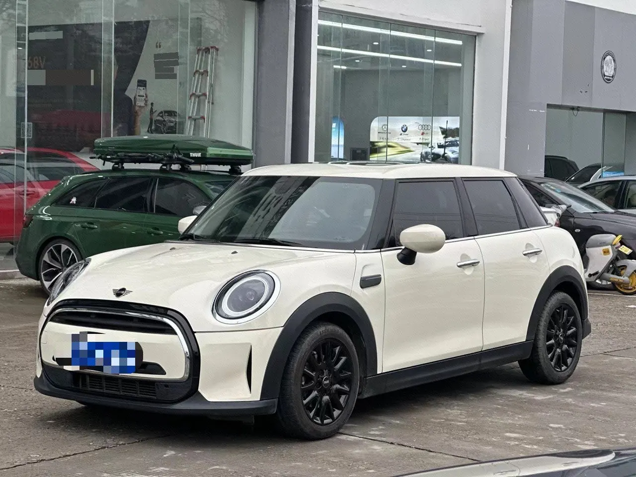 MINI Mini 5-Door (imported) 2022 Mini One PLUS 1.5T (modified) automatic gear - View 1