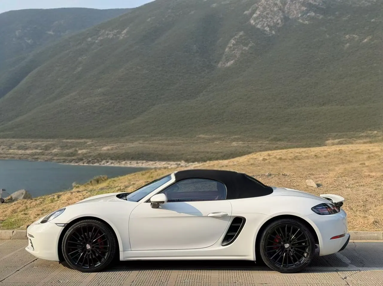 Porsche 718 (Imported) 2020 718 Boxer 2.0T Automatic 2