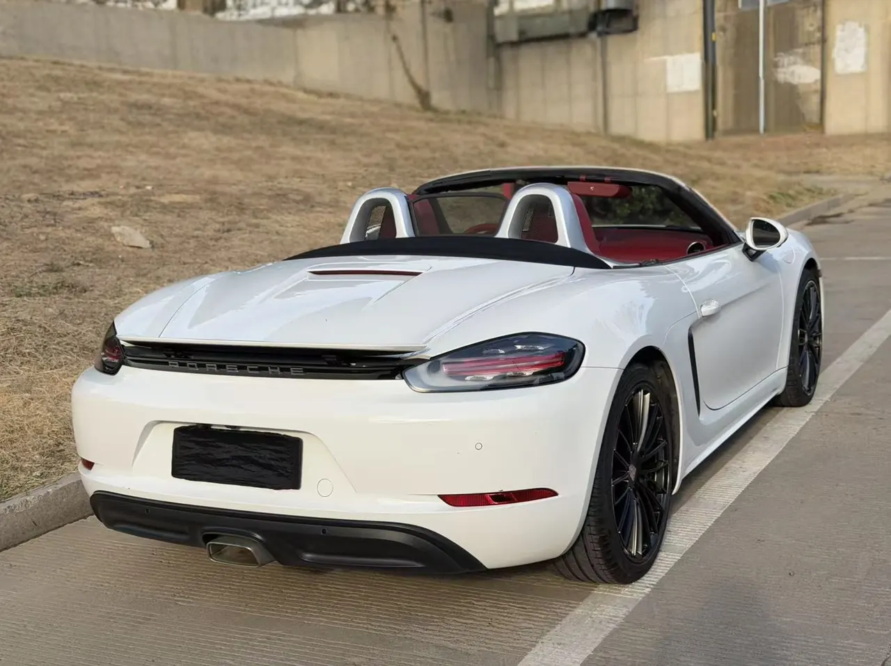 Porsche 718 (Imported) 2020 718 Boxer 2.0T Automatic 3
