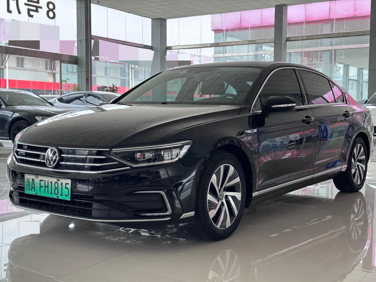 Volkswagen Magotan New Energy 2020 Magotan GTE 1.4T Honorable Automatic Gear - View 1