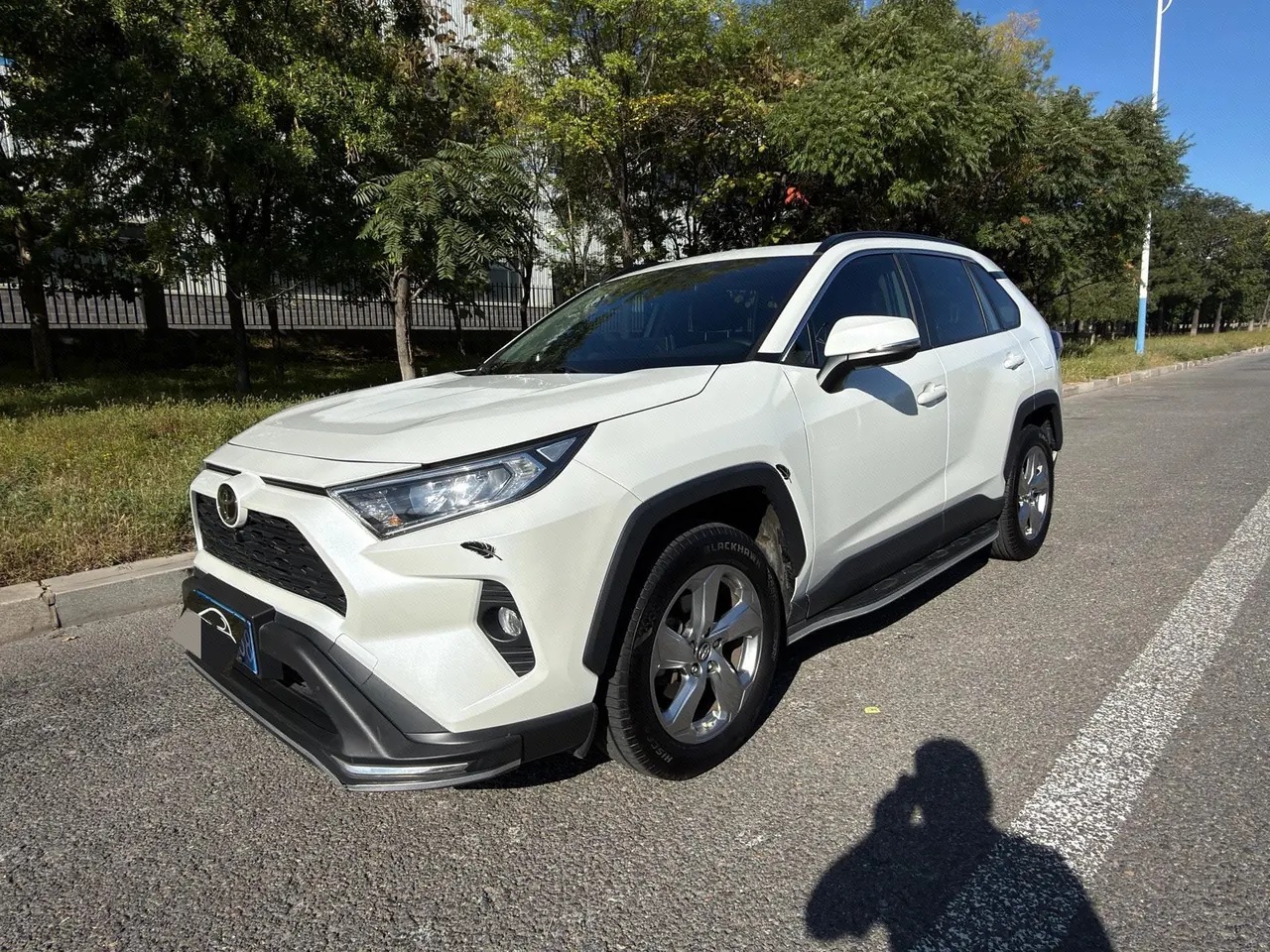 Open image lightbox: Toyota 2020 RAV4 Rongfeng 2.0 Stepless Four-wheel Drive Fashion Edition PLUS Automatic Gear