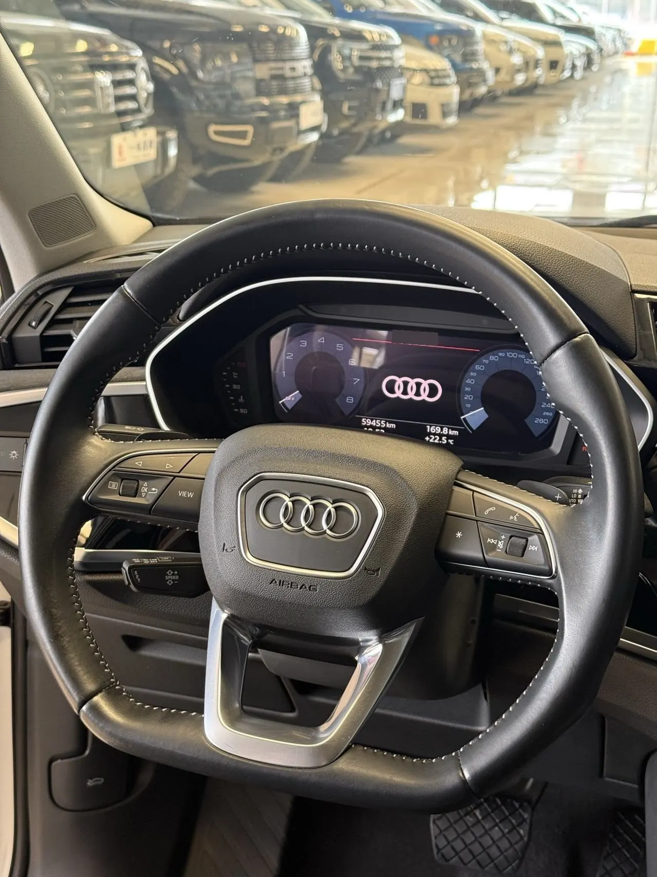 Audi 2020 Q3 1.4TFSI 35TFSI Enterprising and Elegant Automatic Gear 7