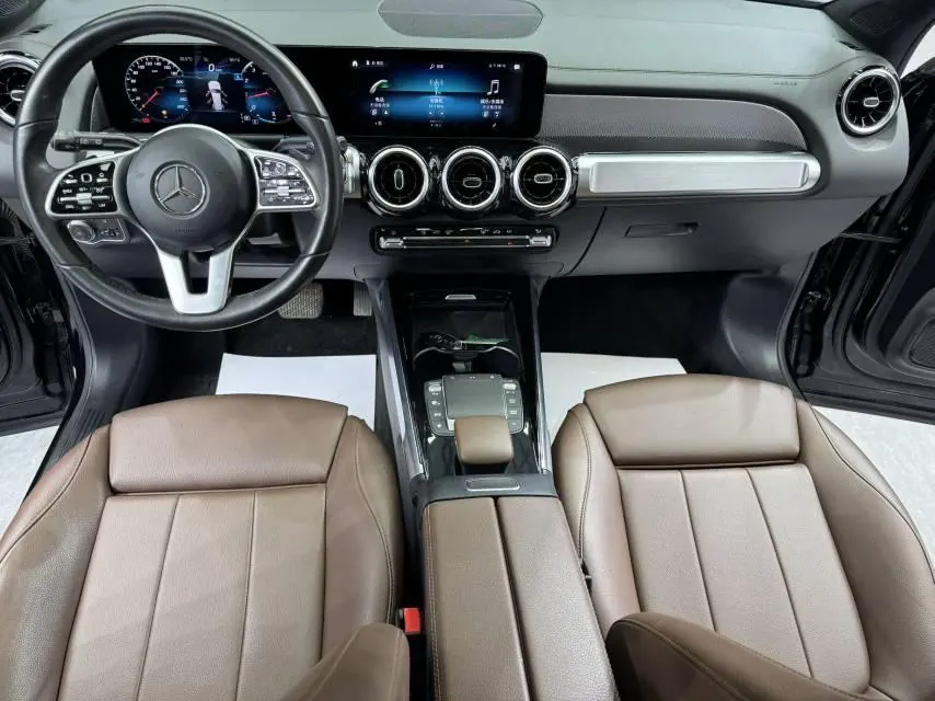 Mercedes Benz 2021 GLB 180 1.3T Dynamic Automatic 12