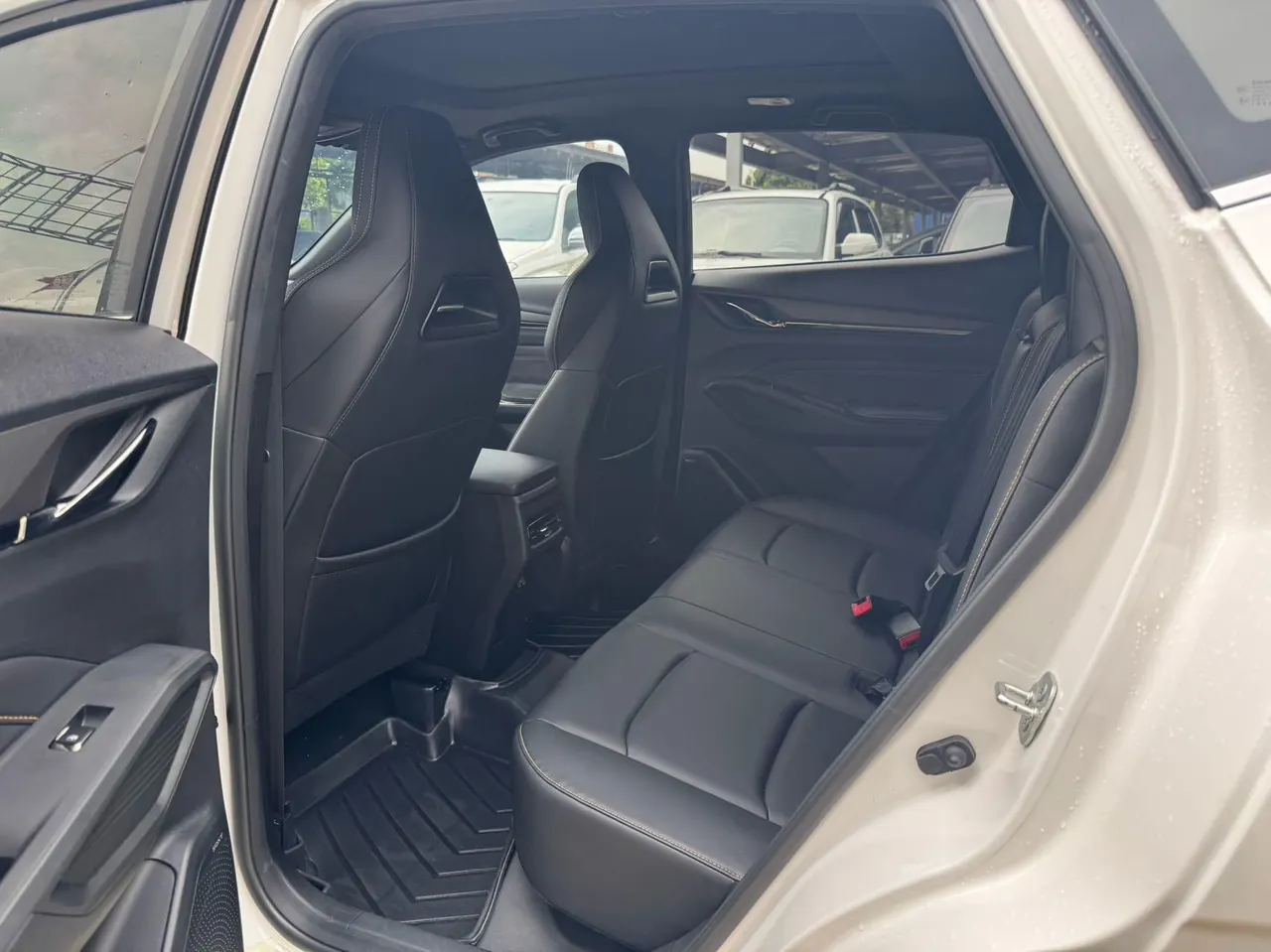 Oshan 2023 X5 PLUS 1.5T Excellent Automatic Gear 4