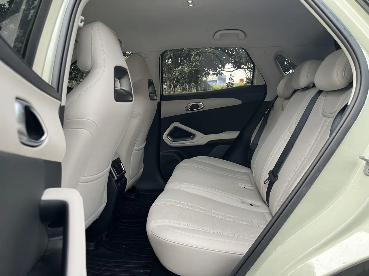 BYD 2025 Yuan UP Smart Driving 401KM Vital Automatic Gear 5