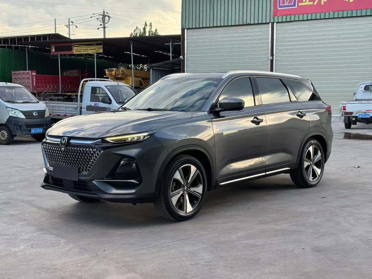 ChangAn 2024 X7 PLUS 1.5T Smart 5-seat Automatic Gear - View 1