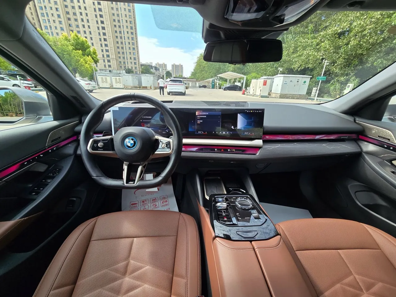 BMW 2024 i5 eDrive 35L Exclusive M Sports Suit Automatic Gear 7