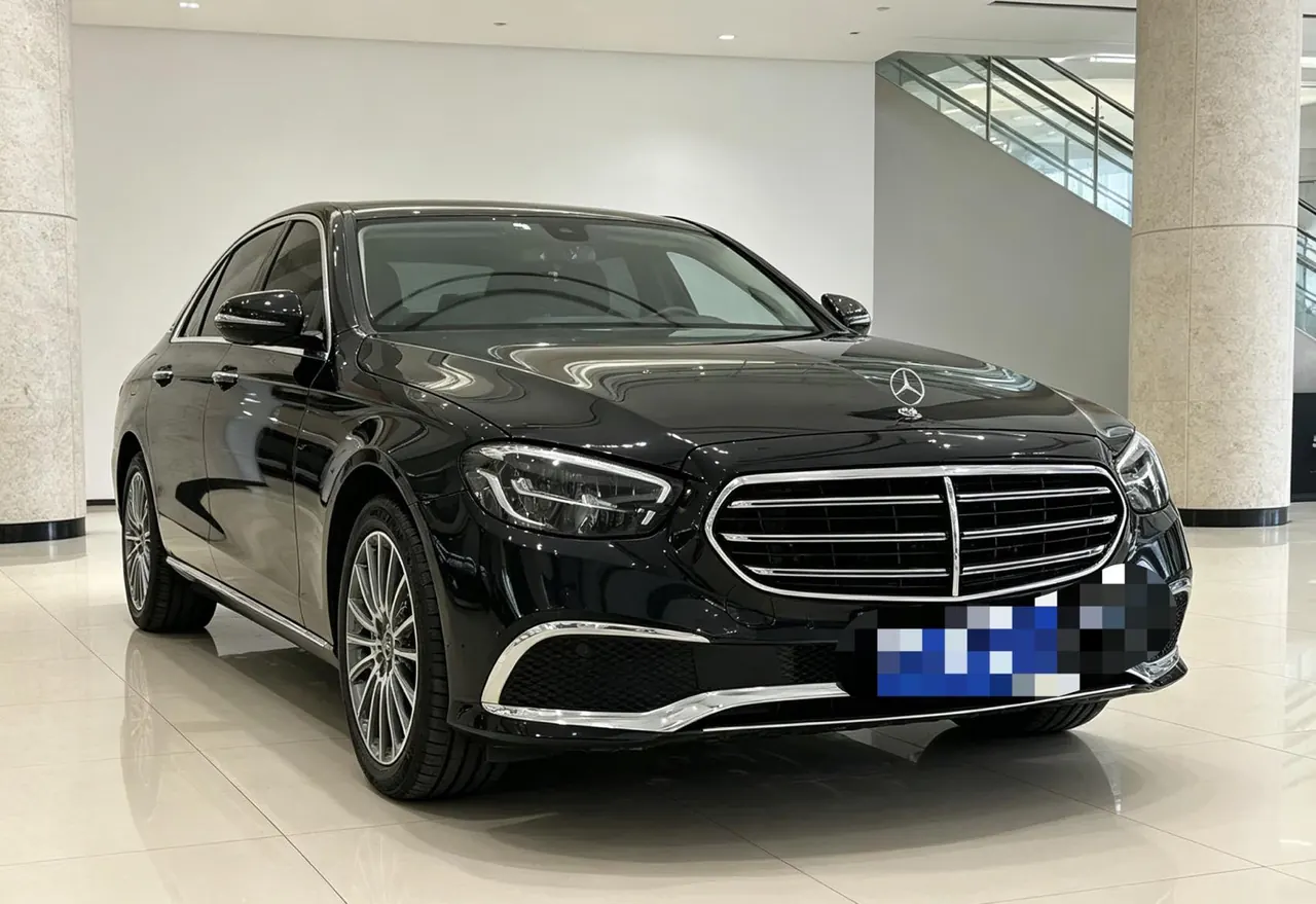 Mercedes Benz E Class 2023 E 260 L 2.0T Automatic 3
