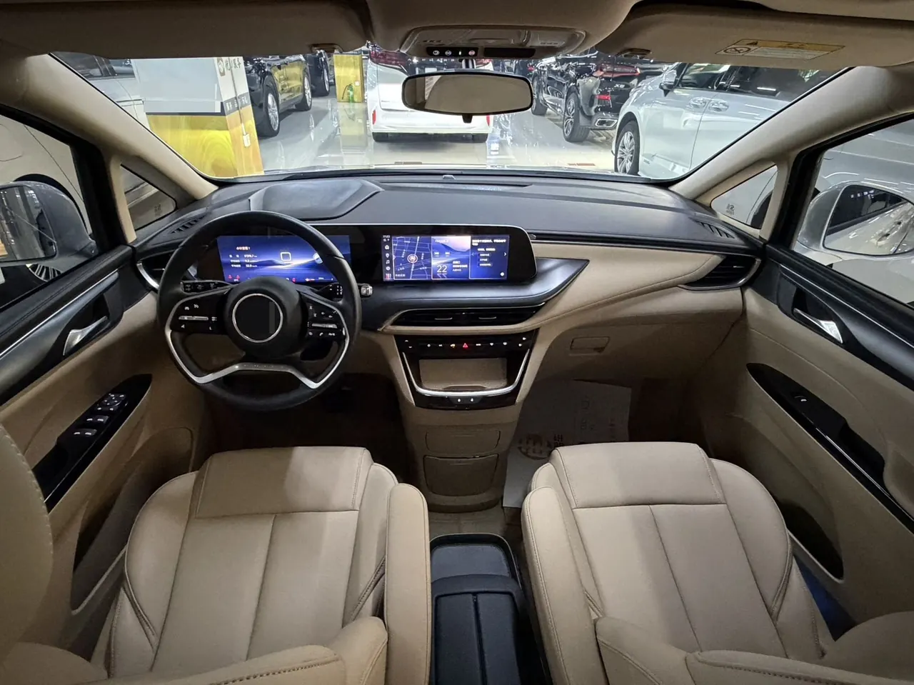 Buick 2025 GL8 Land Business Class 2.0T First Edition Automatic Gear 5