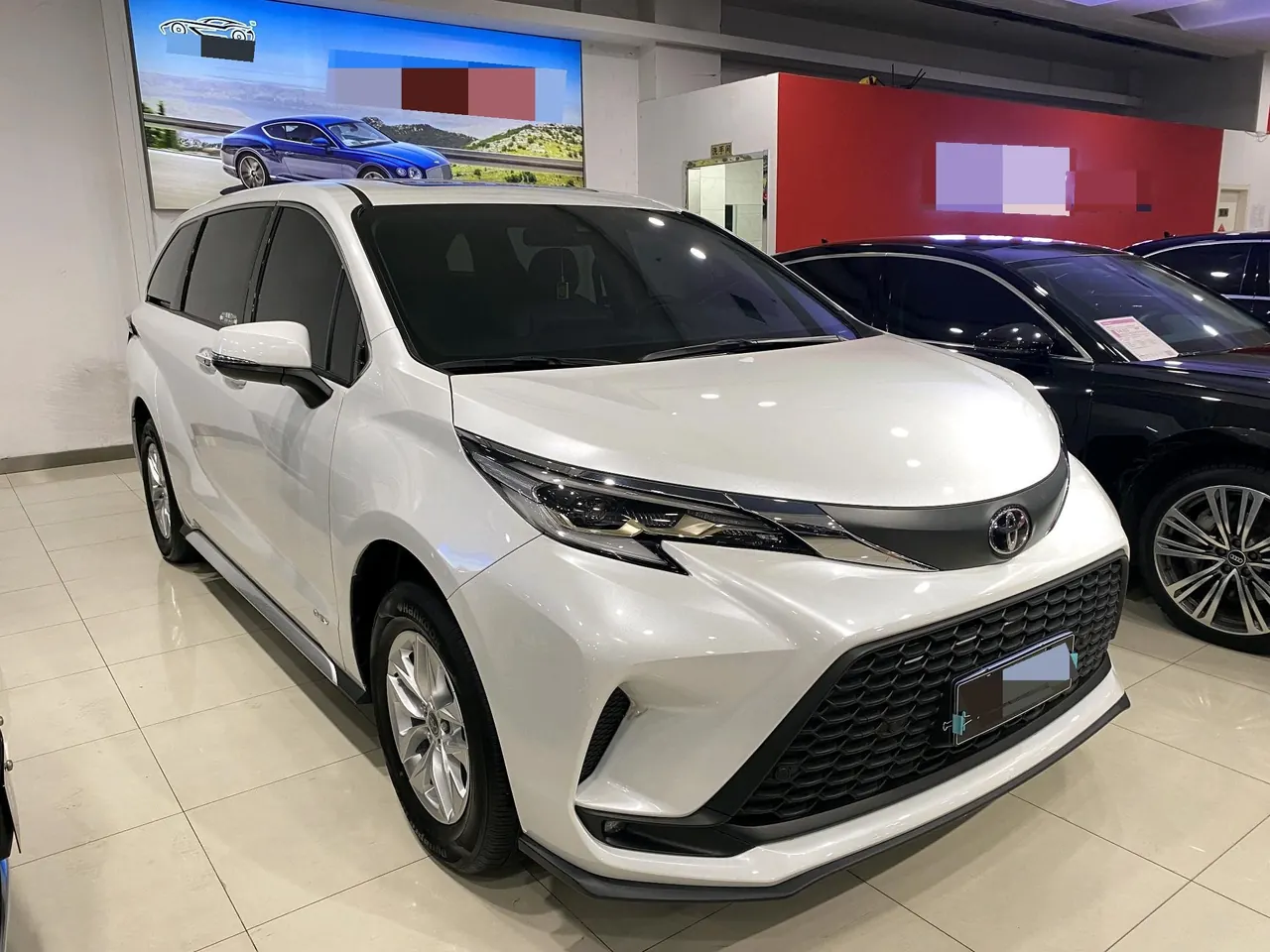 Toyota 2023 Grevia HYBRID 2.5 Stepless Comfort Edition Automatic Transmission 2