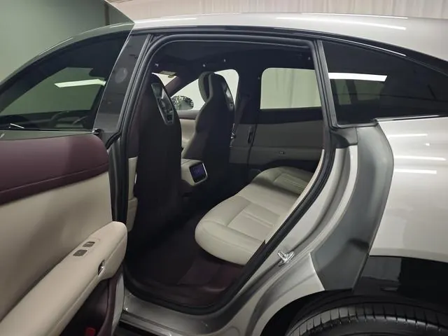 MI 2025 YU7 Long Endurance Rear Drive Automatic Gear 7