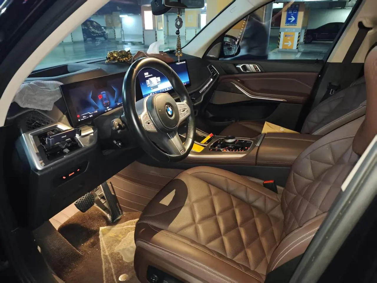 BMW 2023 X5 xDrive30Li 48V 2.0T exclusive m sports obsidian night suit automatic gear 2