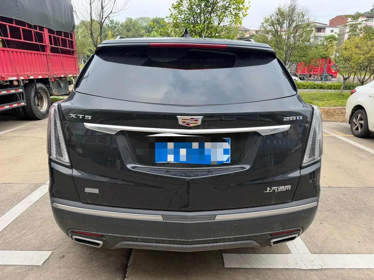 Cadillac 2022 XT5 48V 2.0T 4-wheel drive distinguished automatic gear 2