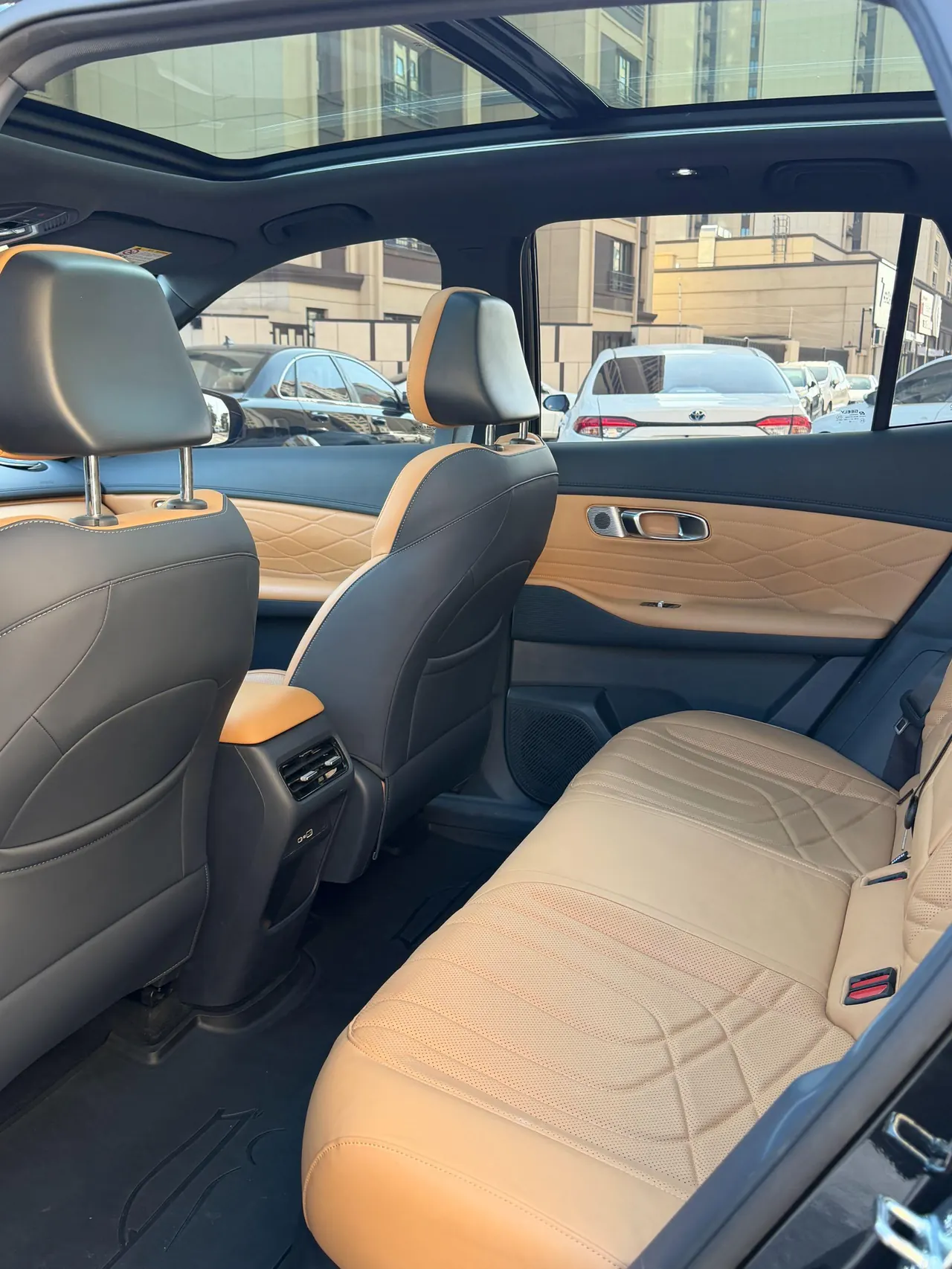 Geely Galaxy 2025 Starship 7 EM-i 1.5 120km Pilot Automatic Gear 5