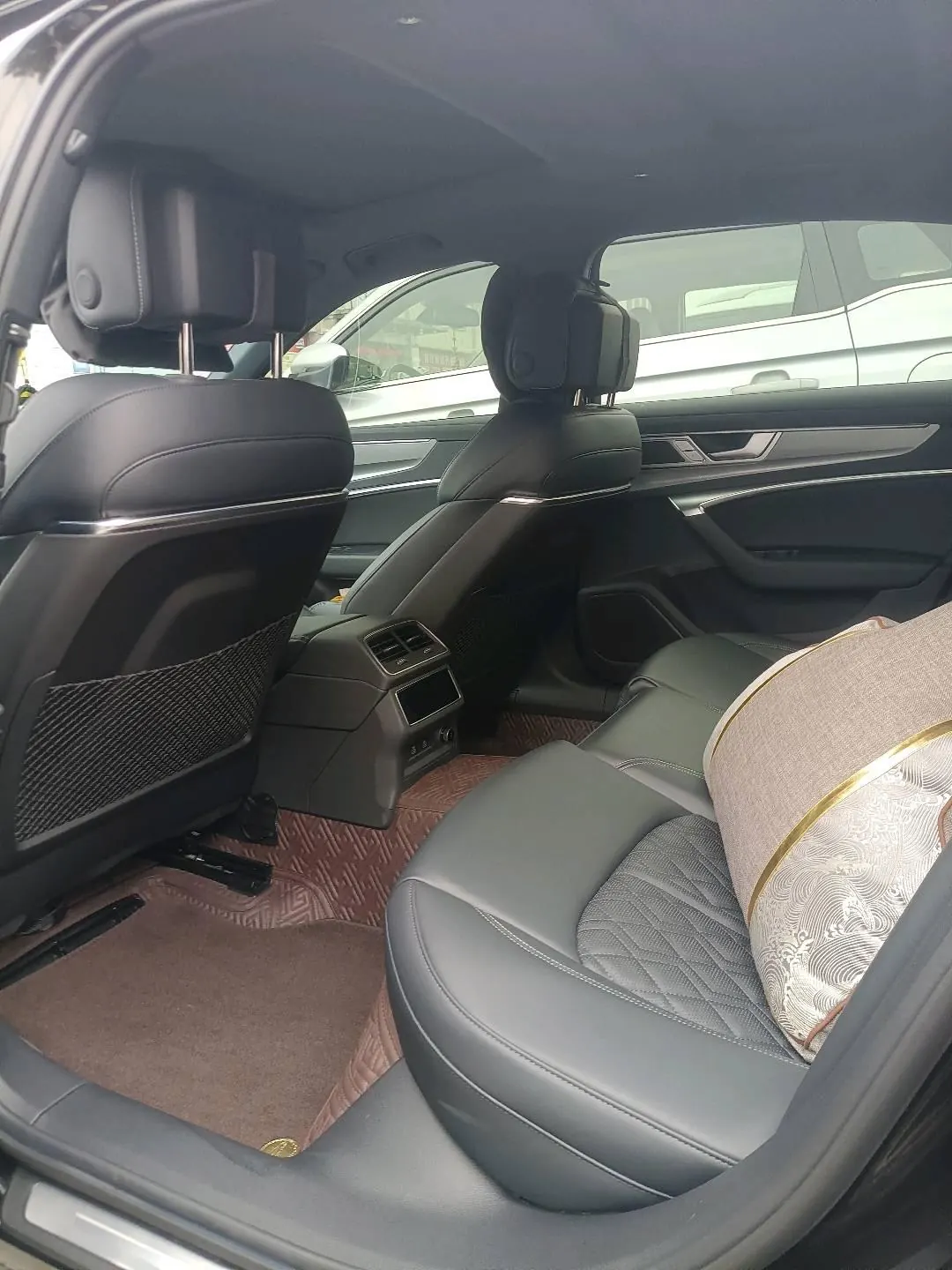 Audi 2025 A6L 2.0TFSI 45TFSI Selected Dynamic Automatic 5