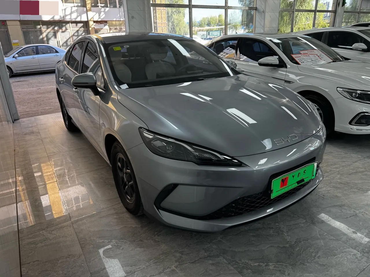 BYD 2025 seals 05 DM-i 1.5 stepless smart driving version 55KM luxury automatic gear 3