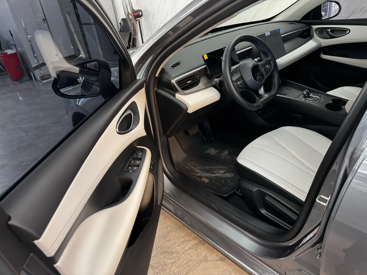 BYD 2025 seals 05 DM-i 1.5 stepless smart driving version 55KM luxury automatic gear 7