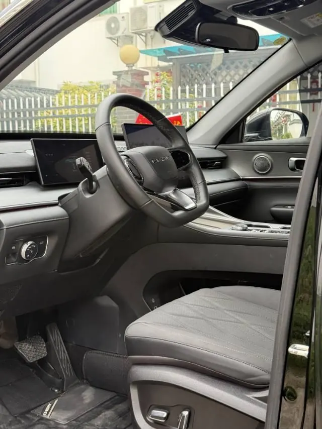 Chery 2025 Tiggo 8 PLUS 1.6TGDI 290TGDI Luxury Automatic Gear 3