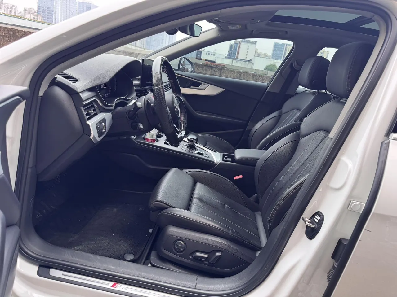 Audi 2020 A4L 2.0TFSI 40TFSI Fashion Dynamic Automatic 7
