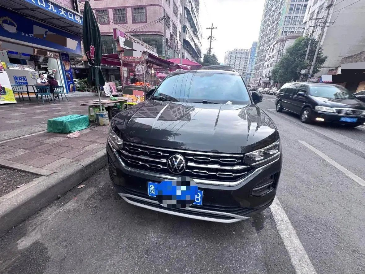 Volkswagen 2025 Tiguan L 1.5TSI 300TSI outstanding two-wheel drive Longteng version automatic gear 2
