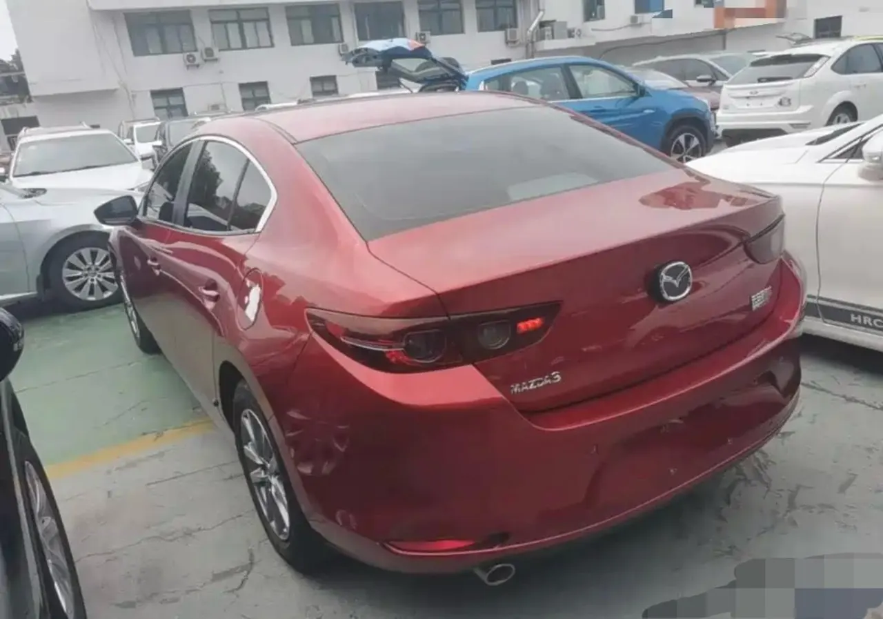 Mazda 3 Oncorsela 2020 Mazda 3 Oncorsela-sedan 2.0 quality dazzle version automatic transmission 6