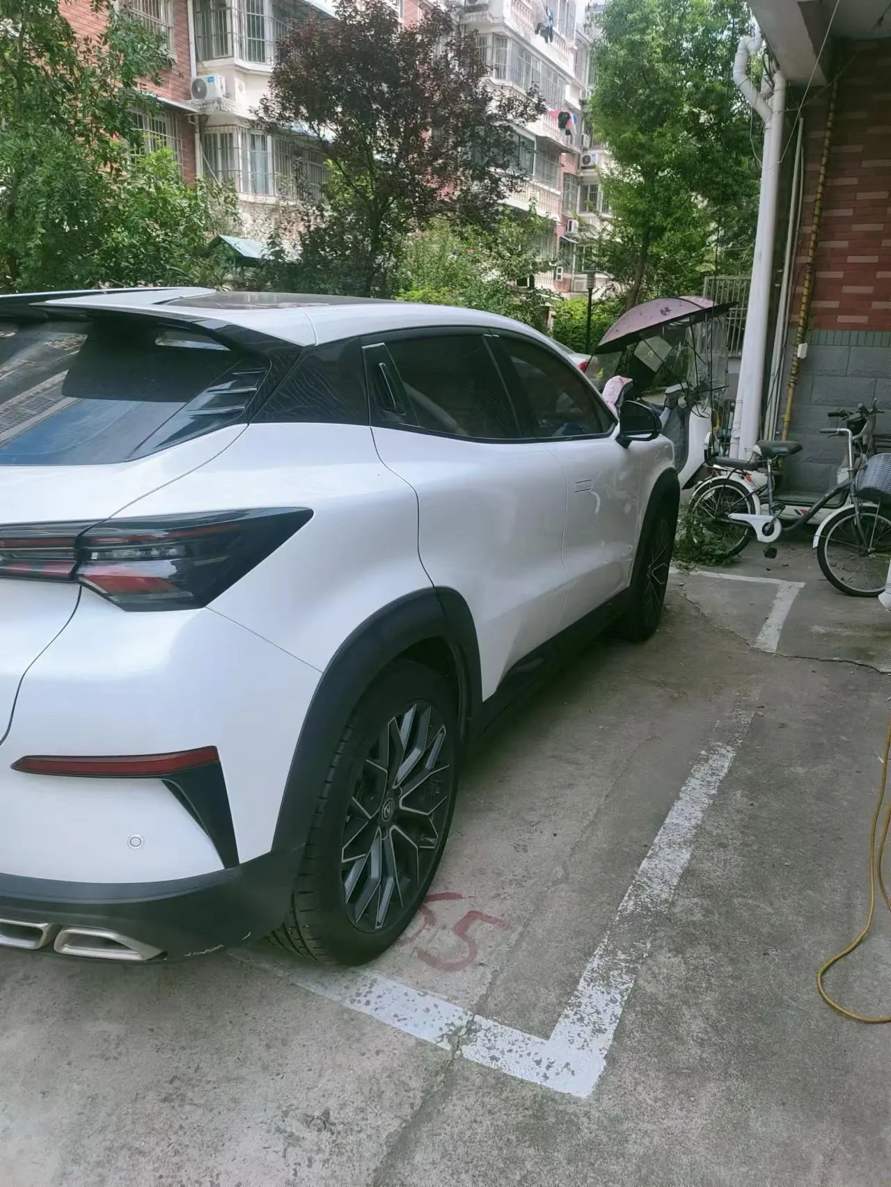 ChangAn 2022 UNI-T 1.5T honorable automatic gear 3