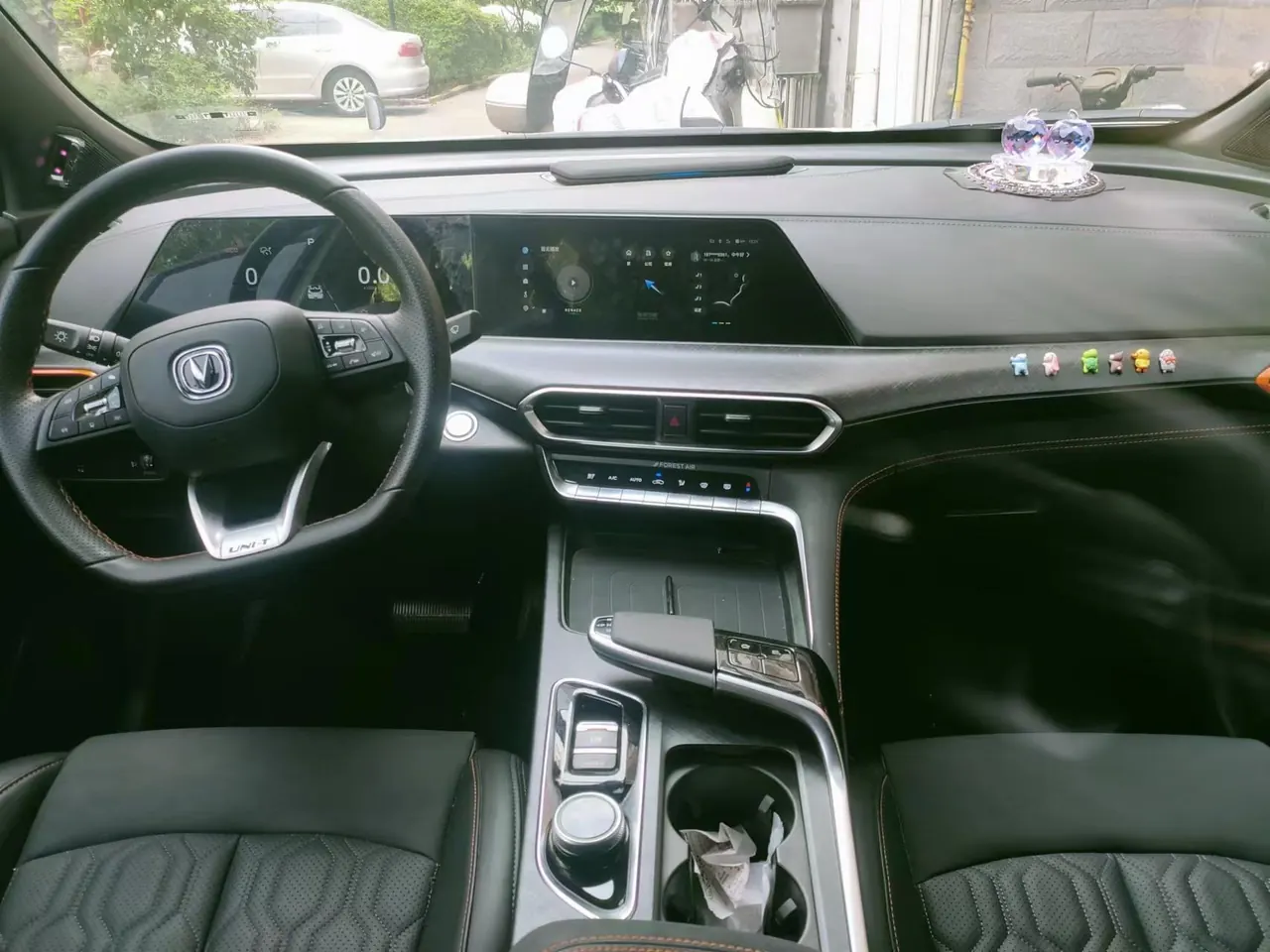 ChangAn 2022 UNI-T 1.5T honorable automatic gear 5