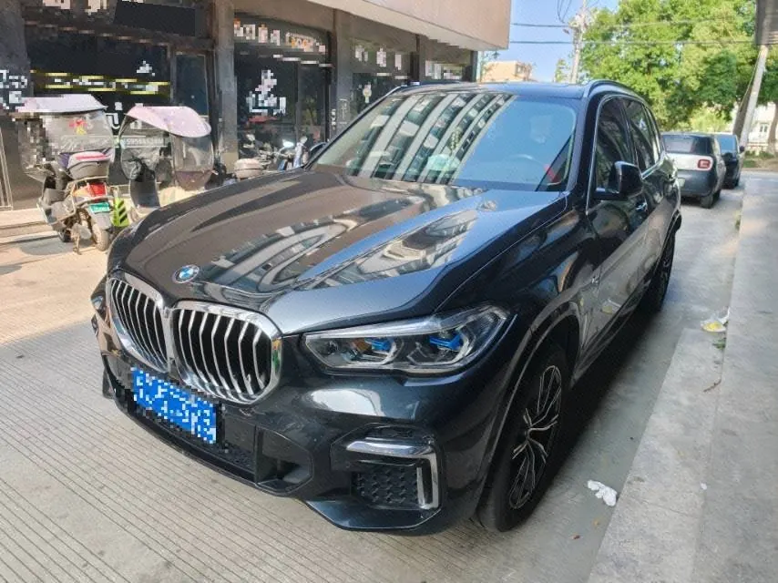 打开图片灯箱:BMW 2022 X5 xDrive30Li 2.0T Exclusive M Sports Suit (Modified) Automatic Gear