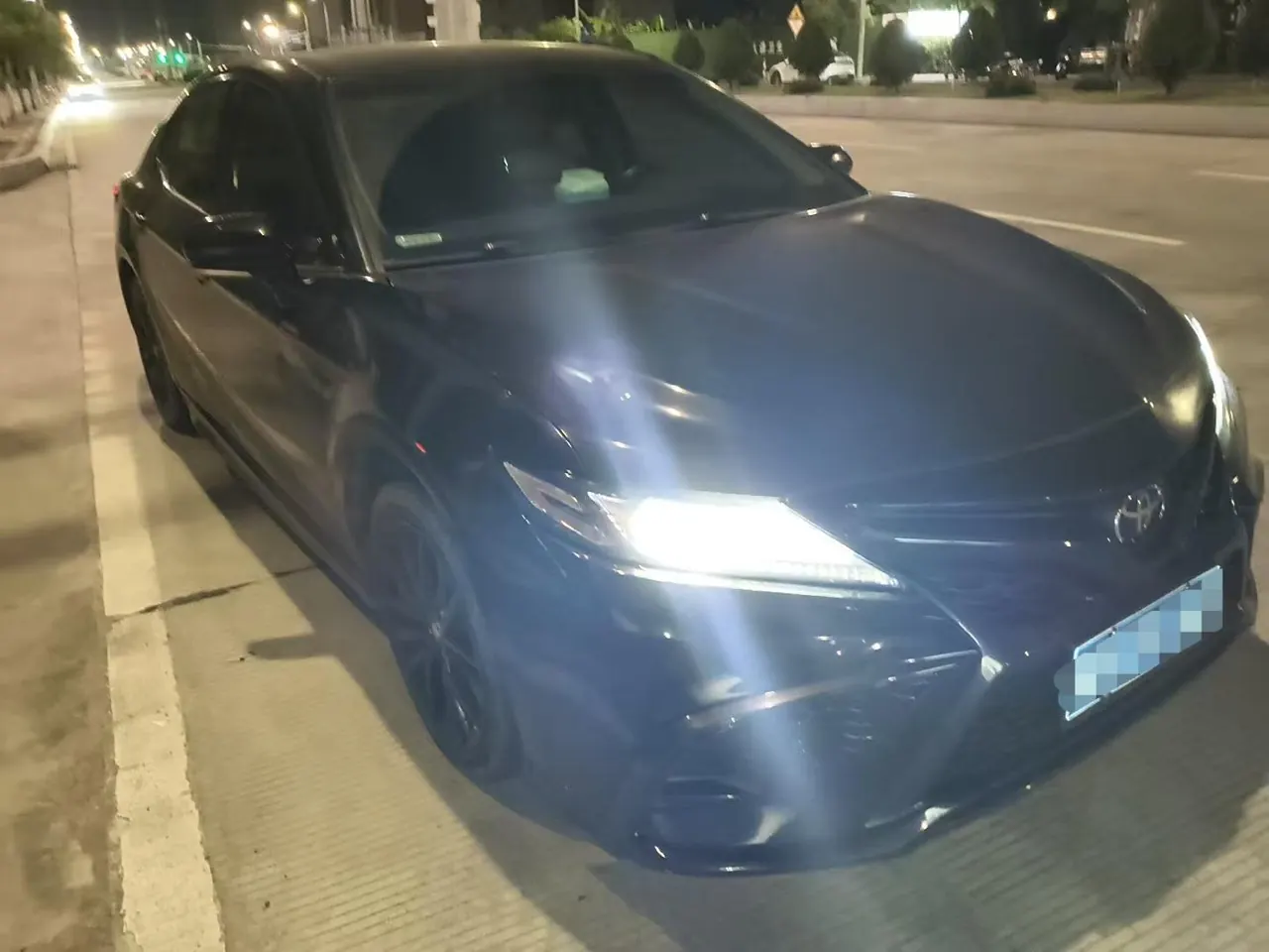 Toyota 2022 Camry 2.0S Stepless Knight Edition Automatic Gear 3