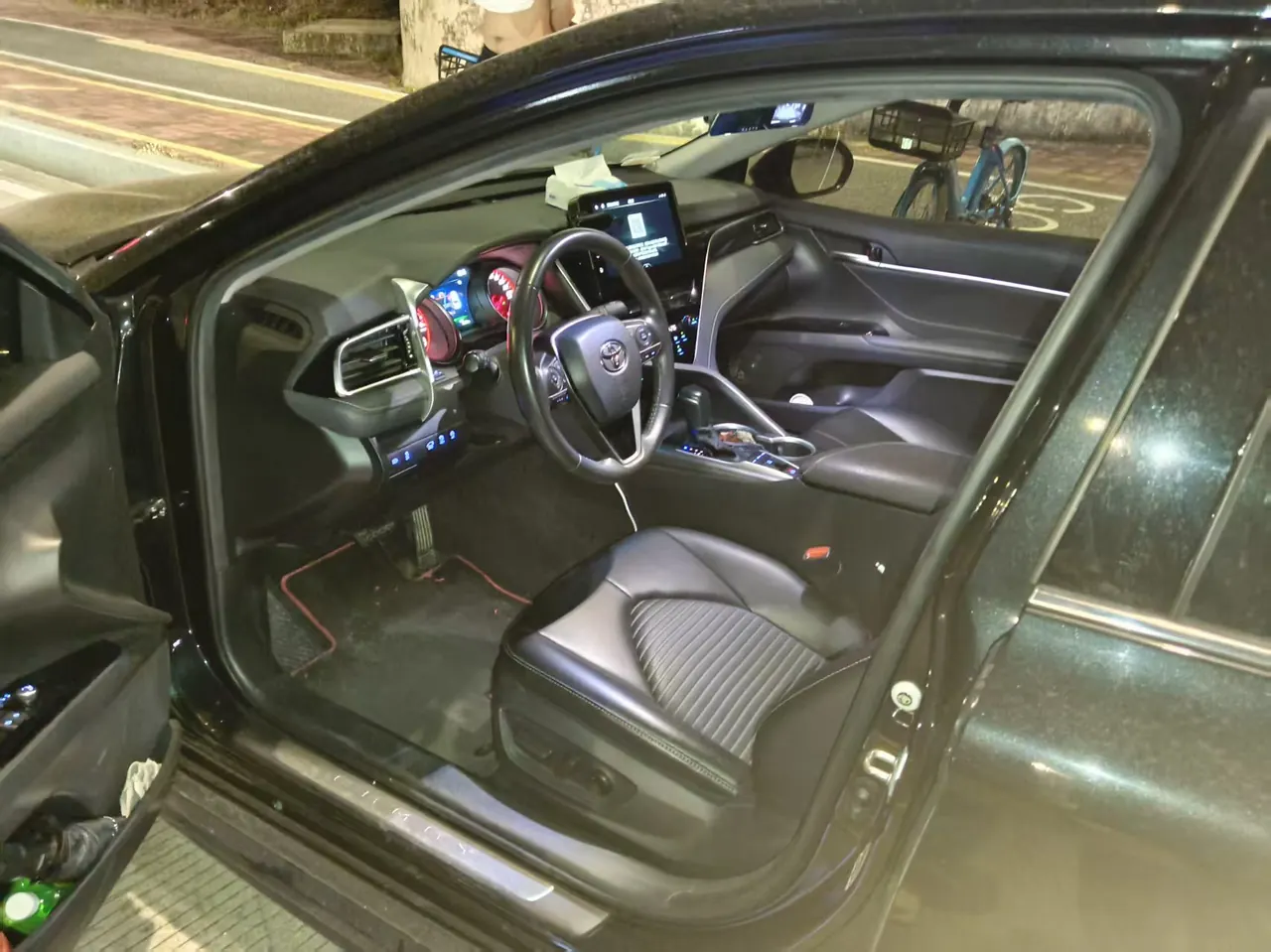 Toyota 2022 Camry 2.0S Stepless Knight Edition Automatic Gear 5