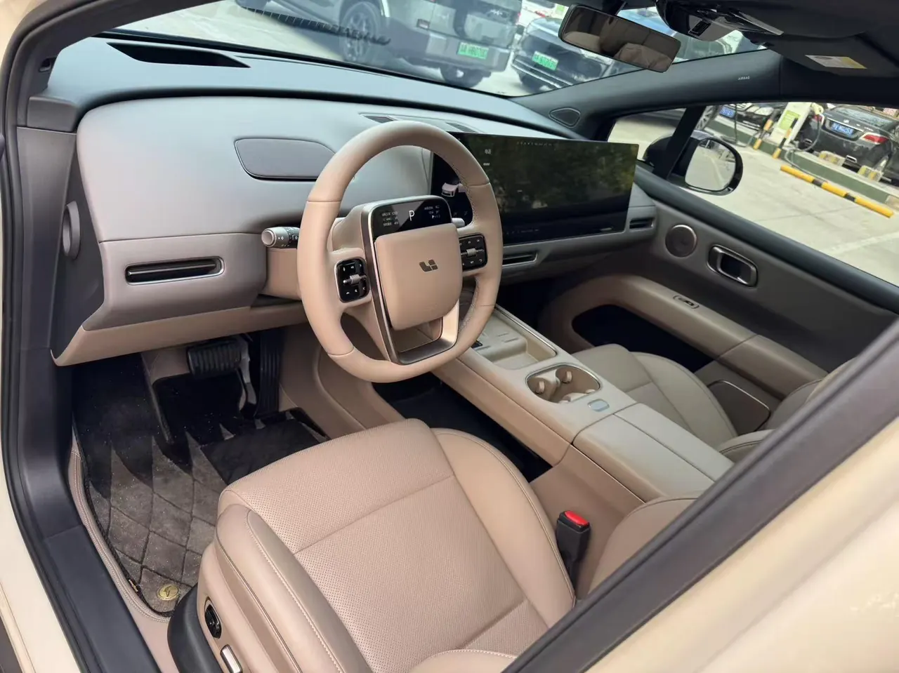 Li 2025 I 300.00g Drive Standard Edition Automatic Gear 7