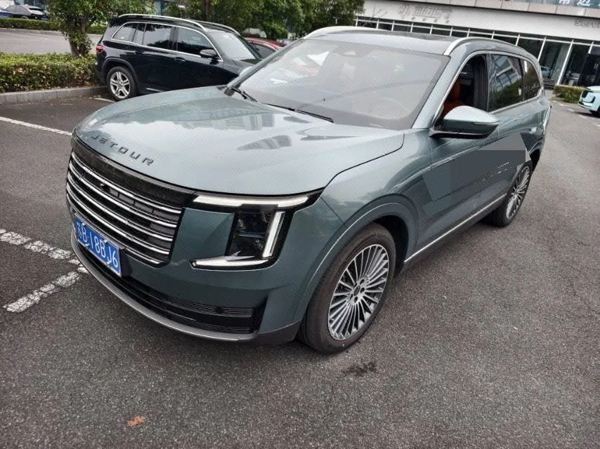 Open image lightbox: Jetour 2025 X70L 2.0TD flagship 7-seat automatic gear