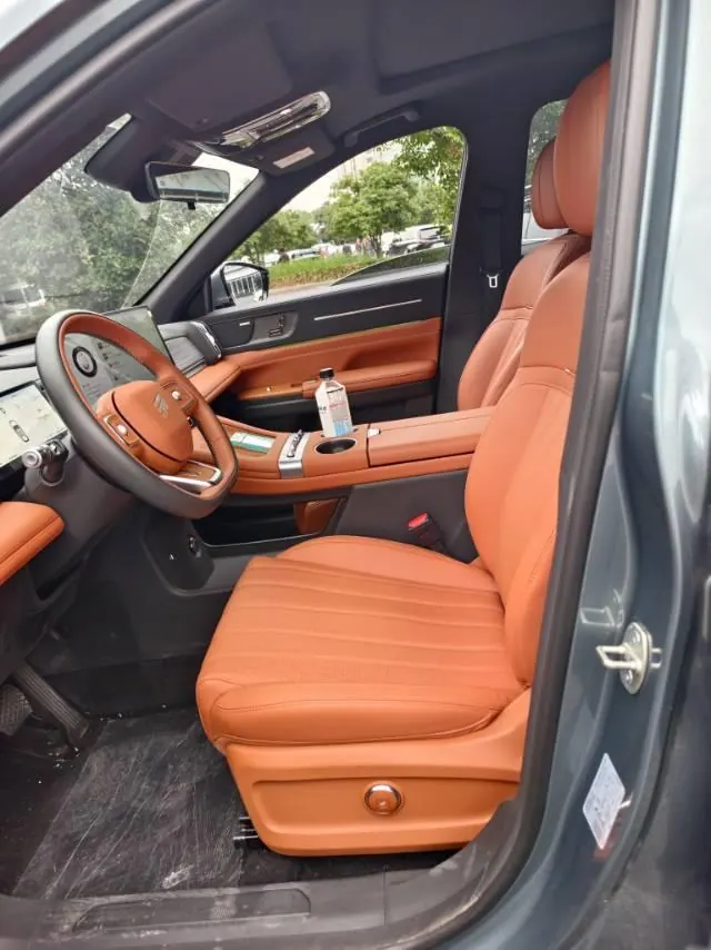 Jetour 2025 X70L 2.0TD flagship 7-seat automatic gear 4