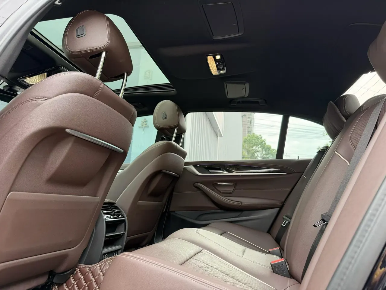 BMW 5 Series 2022 525Li 2.0T M Sports Suit (Modified) Automatic Gear 5