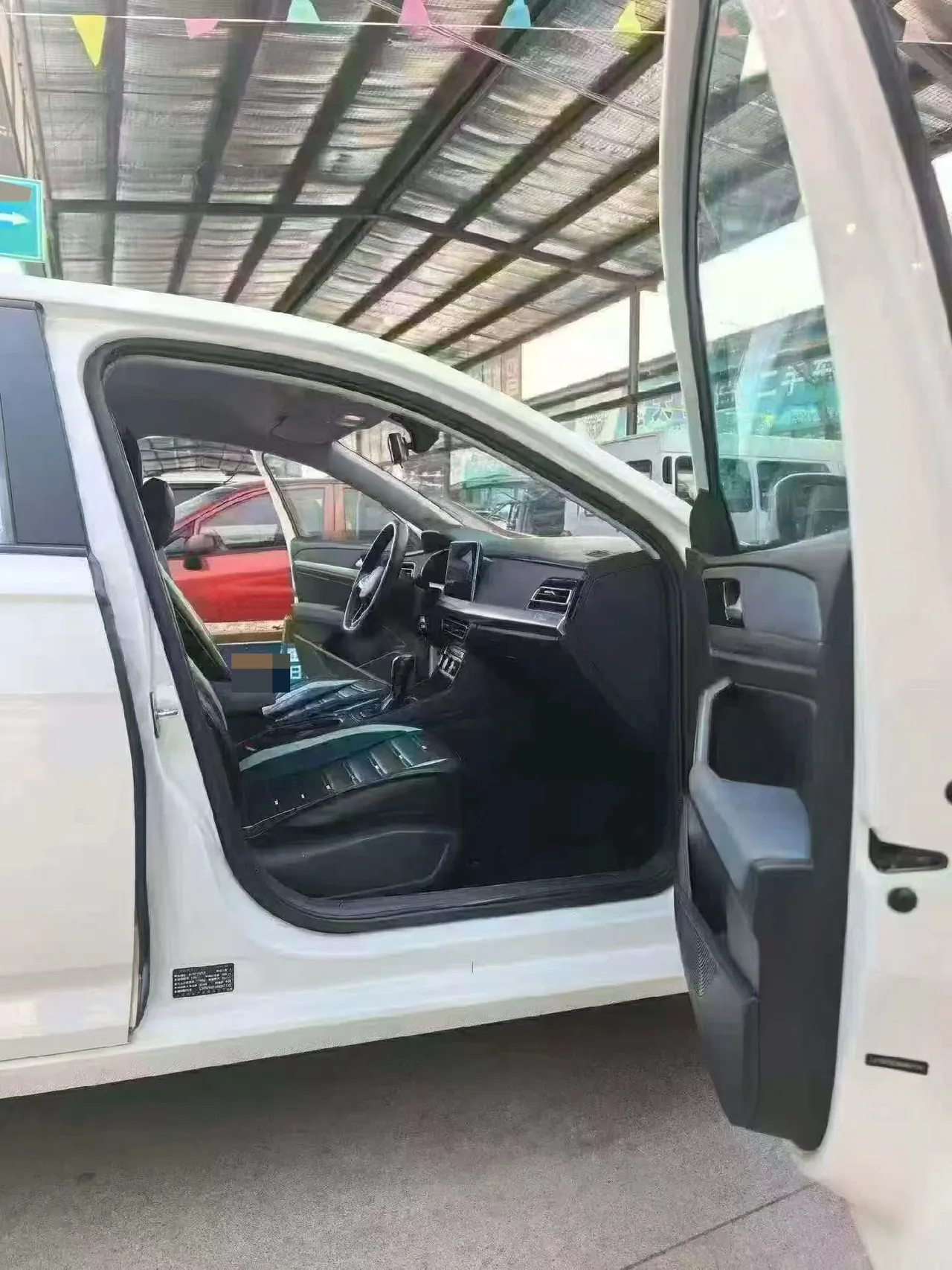 Volkswagen 2023 Lavida 1.5 Full Escape Edition Automatic Gear 9