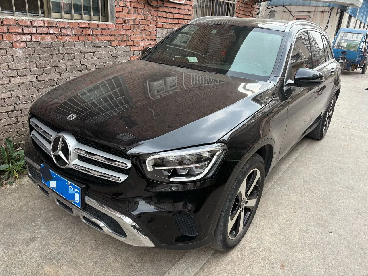 Открыть галерею: Mercedes Benz 2022 GLC 260 L 4MATIC 2.0T Dynamic (Change 2) Automatic Gear